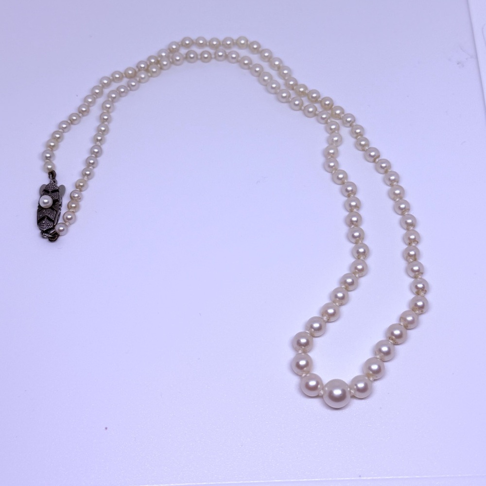 Mikimoto Pearl Necklace 21” long Sterling Graduated